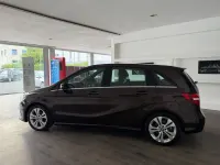 Gebraucht Mercedes B220 Urban 177 PS (130 kW) 2017 Braun Kleinwagen
