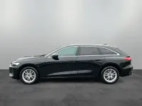 Gebraucht Audi A5 Sport 204 PS (150 kW) 2024 Mythosschwarz metallic Kombi