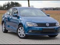Second-hand VW Jetta 125 CP (91 kW) 2016 Albastru Berlinǎ