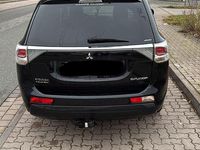 Gebraucht Mitsubishi Outlander 150 PS (110 kW) 2014 Schwarz SUV