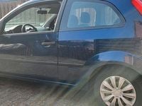 Gebraucht Ford Fiesta 69 PS (50 kW) 2004 Blau Kleinwagen