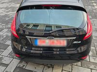 Gebraucht Ford Fiesta 96 PS (70 kW) 2011 Schwarz Kleinwagen