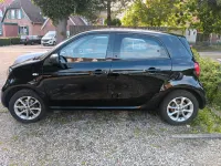 Gebraucht Smart ForFour 71 PS (52 kW) 2018 Schwarz Kleinwagen