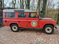 Usado Land Rover 2 69 CV (50 kW) 1970 Rojo SUV