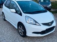 Gebraucht Honda Jazz 100 PS (73 kW) 2009 Weiß Kleinwagen