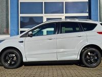 Gebraucht Ford Kuga Individual 150 PS (110 kW) 2015 Weiß SUV