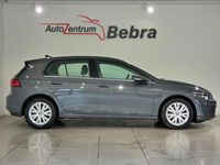 Gebraucht VW Golf VII Edition 150 PS (110 kW) 2019 Delfingrau metallic Limousine