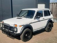Second-hand Lada niva 82 CP (60 kW) 2011 Alb SUV