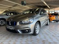 Gebraucht BMW 220 Active Tourer Advantage 192 PS (141 kW) 2017 Platinsilber metallic (metallic) Van / Kleinbus