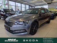 Gebraucht Skoda Superb 200 PS (147 kW) 2023 Graphitegrau metallic Limousine