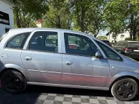 Usata Opel Meriva 105 CV (77 kW) 2008 Argento Monovolume