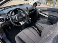 Gebraucht Mazda 2 Inclusive 75 PS (55 kW) 2011 Schwarz Kleinwagen