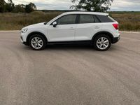 gebraucht Audi Q2 35 TFSI S tronic Advanced mit AHK und Navi