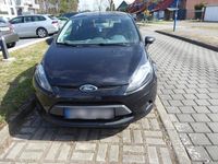 Gebraucht Ford Fiesta 82 PS (60 kW) 2010 Schwarz Kleinwagen