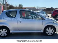 Gebraucht Toyota Aygo Cool 68 PS (50 kW) 2010 Silber Kleinwagen