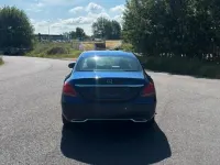 Gebraucht Mercedes C180 156 PS (114 kW) 2016 Blau Limousine