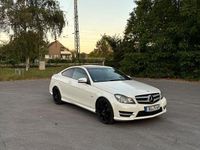 Gebraucht Mercedes C250 Edition 1 204 PS (150 kW) 2011 Weiß Coupé
