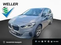 Gebraucht BMW 225 Performance 136 PS (100 kW) 2023 Sparkling kupfergrau (grau) Kombi