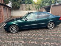 Gebraucht Mercedes E220 150 PS (110 kW) 2005 Grün Limousine