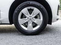 Gebraucht Volvo XC60 Core 197 PS (144 kW) 2023 Weiss SUV