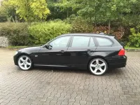 Gebraucht BMW 318 143 PS (105 kW) 2011 Schwarz Kombi
