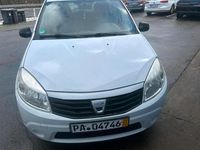Gebraucht Dacia Sandero 75 PS (55 kW) 2009 Weiß Kombi