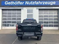 Używany Isuzu D-Max 163 KM (119 kW) 2024 Czarny Pickup