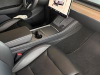 Gebraucht Tesla Model Y 274 kW (373 PS) 2024 Silber SUV