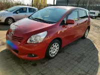 Gebraucht Toyota Verso 126 PS (92 kW) 2009 Rot Van / Kleinbus