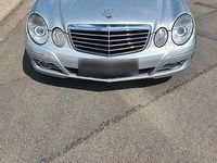 Gebraucht Mercedes E320 224 PS (164 kW) 2006 Silber Limousine