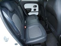 Gebraucht Renault Twingo Techno 60 kW (82 PS) 2022 Blau / pastellblau Kleinwagen