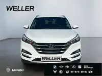 Gebraucht Hyundai Tucson Intro Edition 177 PS (130 kW) 2015 Weiss SUV