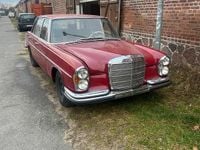 Gebraucht Mercedes W109 200 PS (147 kW) 1969 Rot Limousine