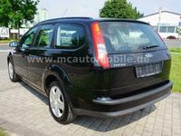 Gebraucht Ford Focus Style 101 PS (74 kW) 2007 Schwarz metallic Kombi