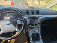 Gebraucht Ford S-MAX Ambiente 145 PS (106 kW) 2008 Schwarz Van / Kleinbus