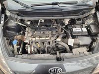 Gebraucht Kia Rio 86 PS (63 kW) 2014 Grau Limousine