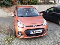 Gebraucht Hyundai i10 Edition 87 PS (63 kW) 2014 Orange Kleinwagen