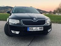 gebraucht Skoda Octavia Combi 20 Elegance TDI Green tec