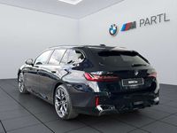 Neu BMW 520 M Sport 197 PS (144 kW) 2025 M carbonschwarz metallic Kombi