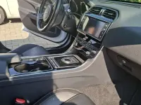 Gebraucht Jaguar XE Prestige 179 PS (131 kW) 2016 Weiß Limousine