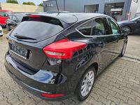 gebraucht Ford Focus Titanium Lim. 5Tür.