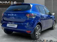 Neu Dacia Sandero Expression 101 PS (74 kW) 2026 Blau Limousine