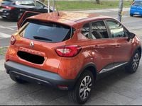 Gebraucht Renault Captur Experience 90 PS (66 kW) 2016 Orange SUV