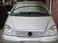 Usado Mercedes A140 82 HP (60 kW) 2005 Cinzento Citadino