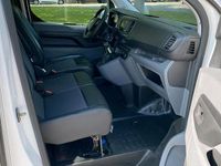 Second-hand Citroën Jumpy 122 CP (89 kW) 2020 Alb Monovolum