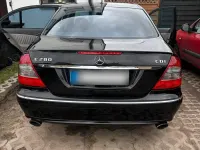 Gebraucht Mercedes E280 Elegance 140 PS (102 kW) 2009 Schwarz Limousine