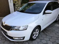 Gebraucht Skoda Rapid Ambition 122 PS (89 kW) 2014 Weiß Kleinwagen