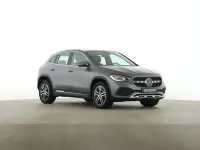 Gebraucht Mercedes GLA200 Progressive 163 PS (119 kW) 2022 Grau SUV