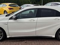 Gebraucht Mercedes A45 AMG AMG 381 PS (280 kW) 2016 Weiß Limousine