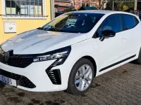 Używany Renault Clio V Evolution 67 KM (49 kW) 2025 Biały Hatchback